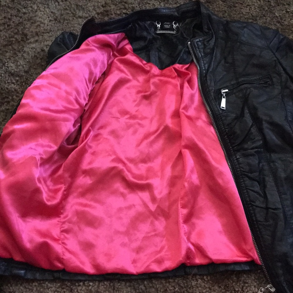Jacket - Picture 4 of 5